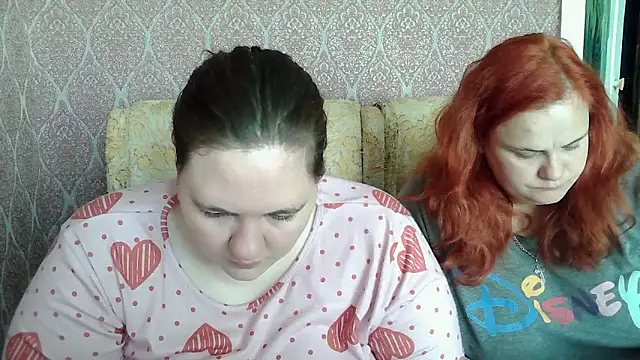 TiffanyLenee online show from 05-15-26, 09:05
