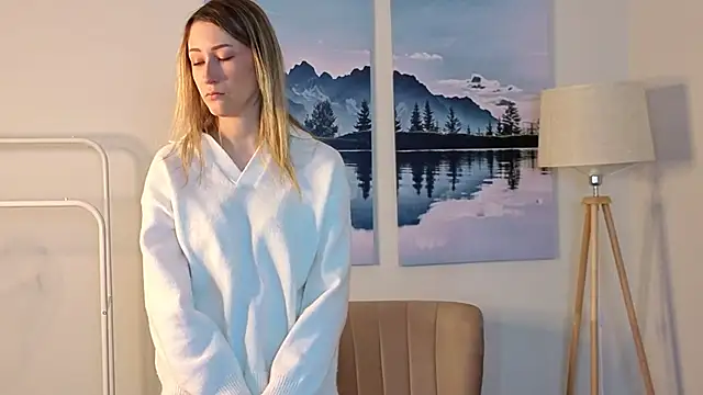 Snapshot of CharissaWalkner chatting on 05-14-26, 05:14 CharissaWalkner online show from 05-14-26, 05:14