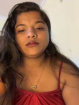 Snapshot of Kitttooo chatting on 07-19-26, 10:35 Kitttooo online show from 07-19-26, 10:35