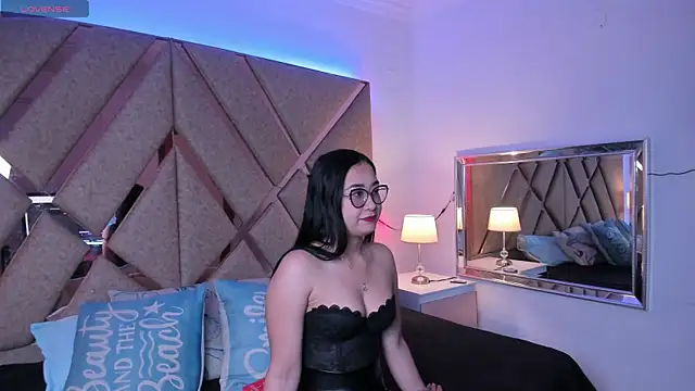 MiaMystic online show from 05-13-26, 01:52