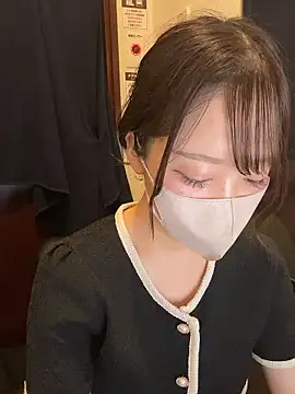 Snapshot of mirudayo4545 chatting on 06-20-26, 09:23 mirudayo4545 online show from 06-20-26, 09:23