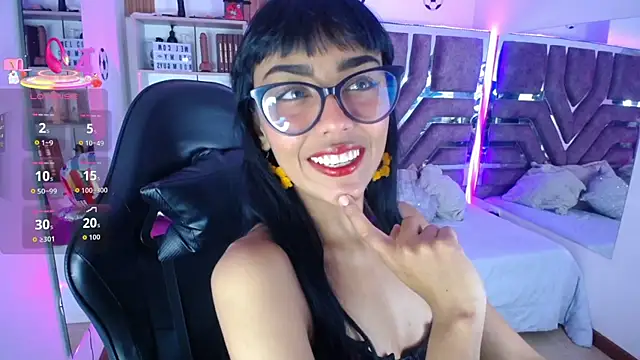 Snapshot of Violett_Gardenn chatting on 07-07-26, 11:36 Violett Gardenn online show from 07-07-26, 11:36