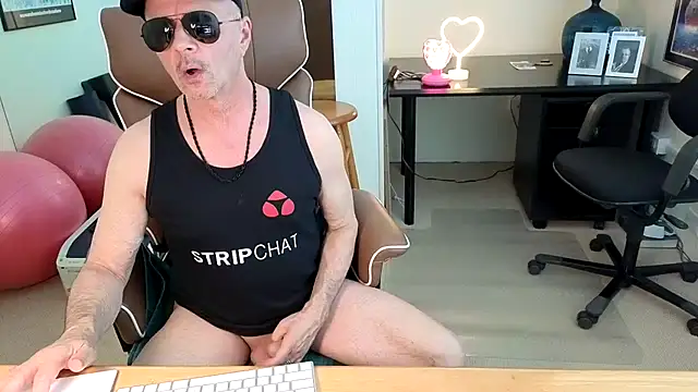 hotdadbod online show from 01-18-26, 09:40