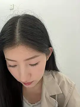 Snapshot of Mina_168 chatting on 05-15-26, 05:36 Mina 168 online show from 05-15-26, 05:36