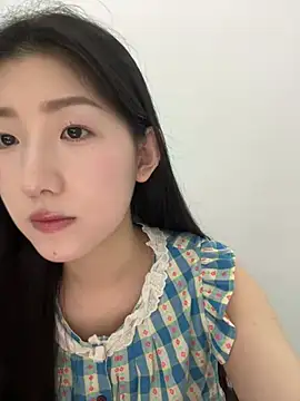 Snapshot of Mina_168 chatting on 06-04-26, 03:23 Mina 168 online show from 06-04-26, 03:23