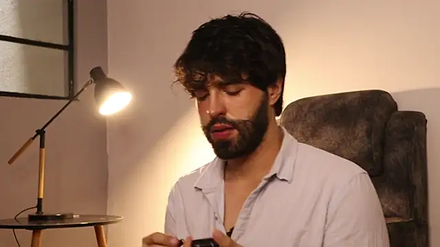 JuanMillano online show from 05-20-26, 02:01
