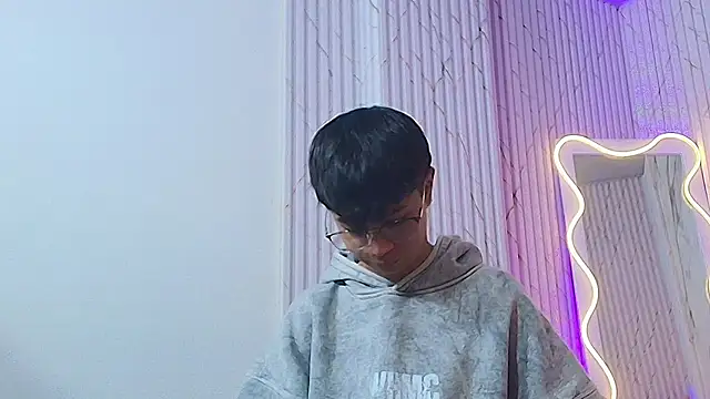 Spark tay online show from 06-17-26, 02:36
