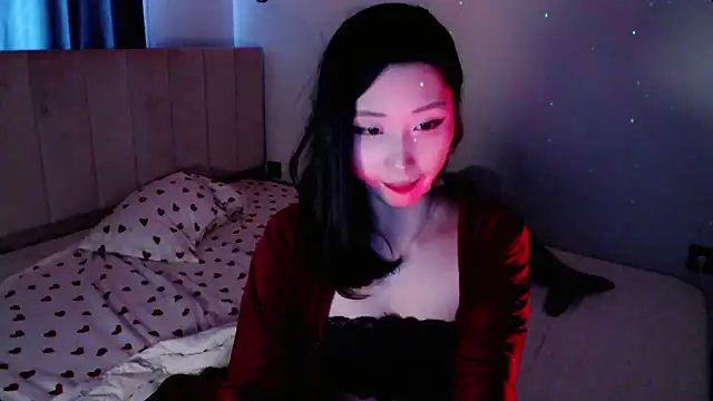 Snapshot of neverstoplovingme chatting on 05-16-26, 02:41 neverstoplovingme online show from 05-16-26, 02:41