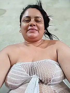 Snapshot of dirty_violeota_19 chatting on 06-15-26, 11:45 dirty violeota 19 online show from 06-15-26, 11:45