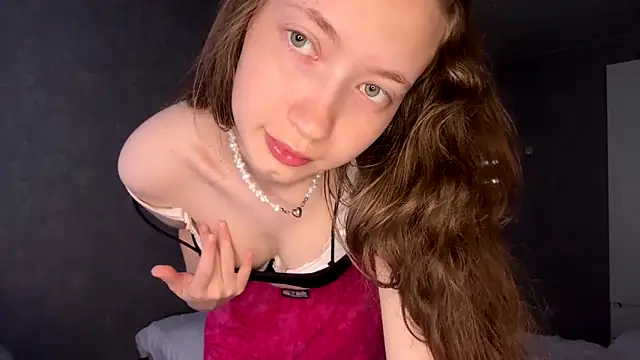 Emily Mur  online show from 06-12-26, 05:06