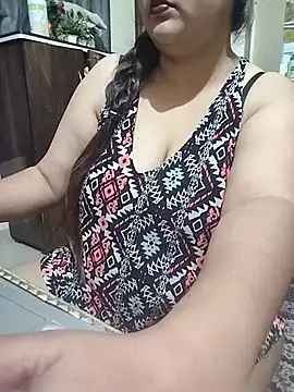 Snapshot of -Billo chatting on 06-25-26, 12:21 -Billo online show from 06-25-26, 12:21