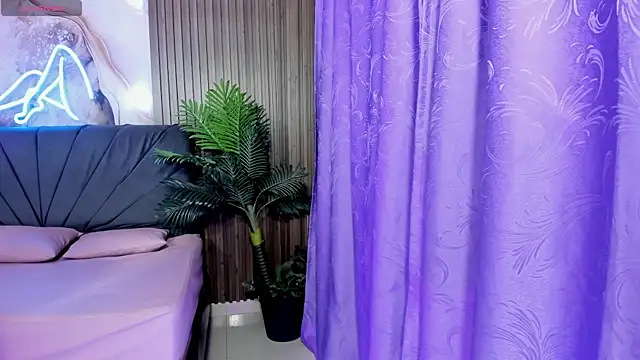 Kiara tay online show from 06-15-26, 03:20