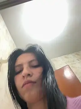 Miel rousse online show from 06-06-26, 04:28