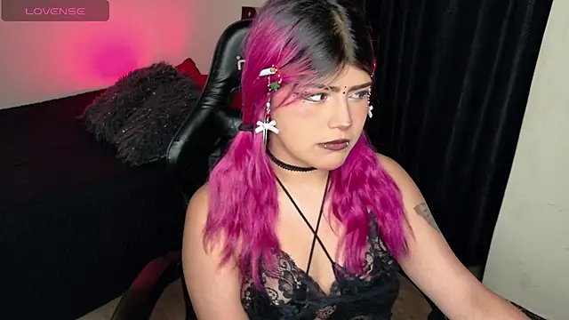 aurora winslow online show from 07-03-26, 10:27