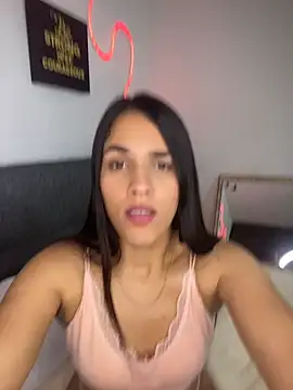 Isa steele online show from 07-06-26, 06:32