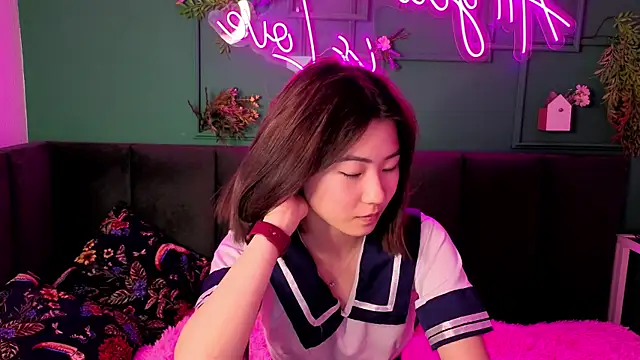 Runi Asian online show from 06-14-26, 02:35