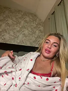 CharlottemilfUKx online show from 05-16-26, 11:14