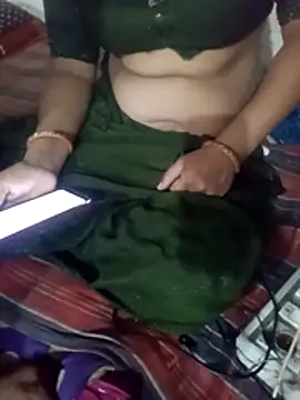 Hindicouple1 online show from 05-31-26, 05:20