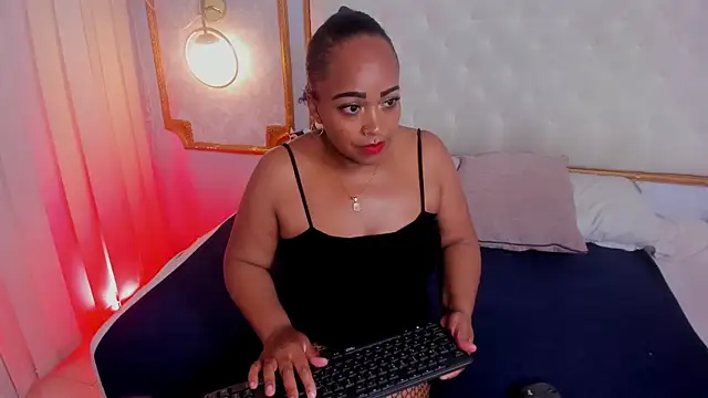 Snapshot of rouses_malih chatting on 05-31-26, 11:28 rouses malih online show from 05-31-26, 11:28