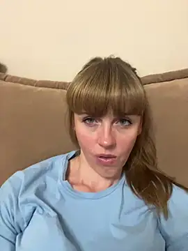 Kamilochka29511 online show from 07-02-26, 06:47