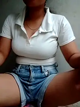 Mirra-a online show from 06-17-26, 11:27