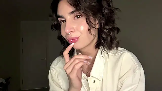 JessiaRuezga online show from 05-31-26, 12:23