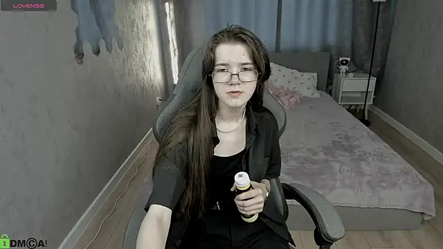 Snapshot of Rita_Addams chatting on 06-08-26, 09:20 Rita Addams online show from 06-08-26, 09:20