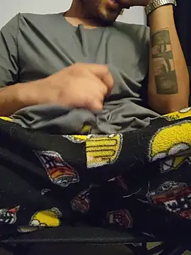 Snapshot of Smoors19 chatting on 06-03-26, 08:28 Smoors19 online show from 06-03-26, 08:28