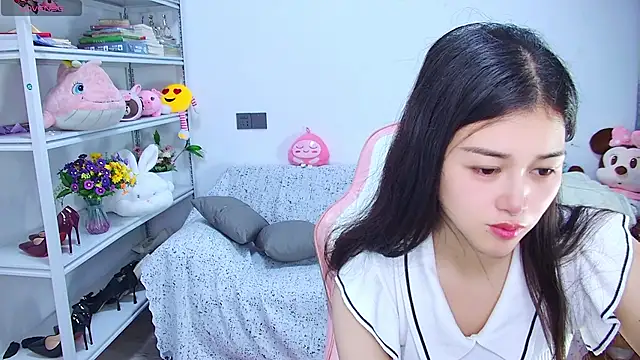 QinQin-888 online show from 06-14-26, 11:07