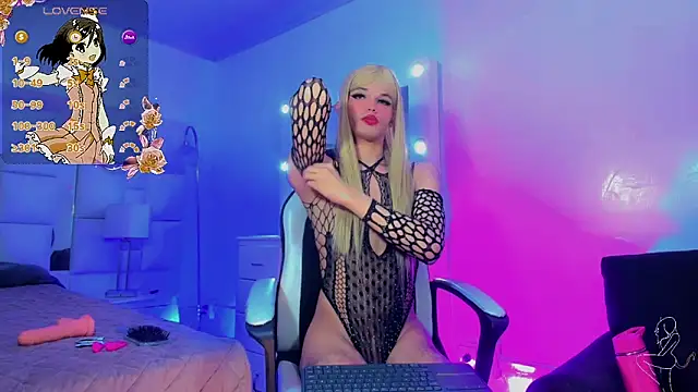 Snapshot of Isabella_Kirk_ chatting on 05-19-26, 12:00 Isabella Kirk online show from 05-19-26, 12:00