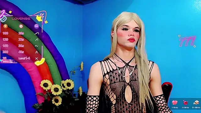 Snapshot of Isabella_Kirk_ chatting on 06-18-26, 11:36 Isabella Kirk online show from 06-18-26, 11:36