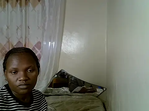 Snapshot of Sexxyfrey chatting on 06-10-26, 11:53 Sexxyfrey online show from 06-10-26, 11:53