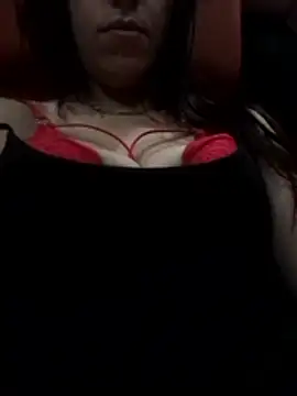 Snapshot of Zina_123 chatting on 05-19-26, 06:20 Zina 123 online show from 05-19-26, 06:20