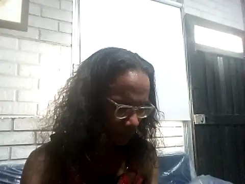 Snapshot of LatinFFanatic chatting on 05-22-26, 08:47 LatinFFanatic online show from 05-22-26, 08:47
