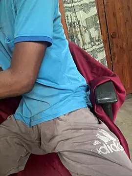 Snapshot of Inuchethi chatting on 03-20-25, 11:05 Inuchethi online show from 03-20-25, 11:05