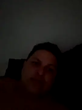 Snapshot of Griinchsc2 chatting on 06-14-26, 04:25 Griinchsc2 online show from 06-14-26, 04:25