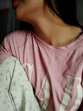 Ninaa01 online show from 07-03-26, 01:34