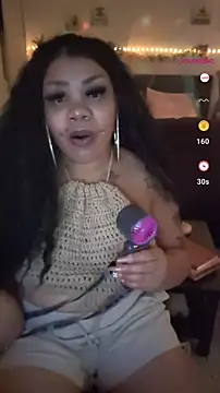 Snapshot of NailGoddessnow chatting on 10-19-25, 03:51 NailGoddessnow online show from 10-19-25, 03:51