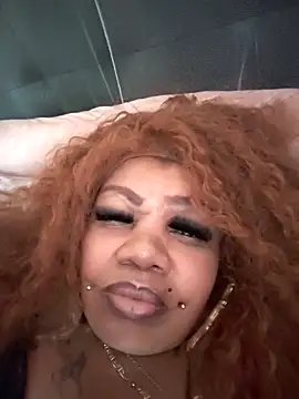 Snapshot of NailGoddessnow chatting on 02-14-26, 12:29 NailGoddessnow online show from 02-14-26, 12:29