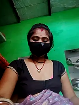 Snapshot of Rachnaaapkijaan78 chatting on 06-20-26, 04:15 Rachnaaapkijaan78 online show from 06-20-26, 04:15