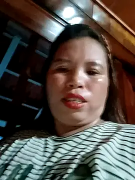 -Yeyi- online show from 06-19-26, 11:47