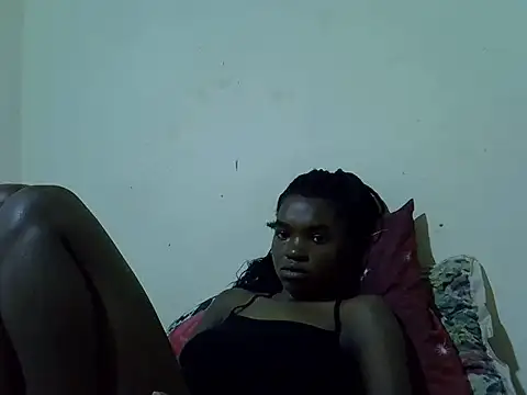 Snapshot of princess_scovia chatting on 06-25-26, 05:28 princess scovia online show from 06-25-26, 05:28