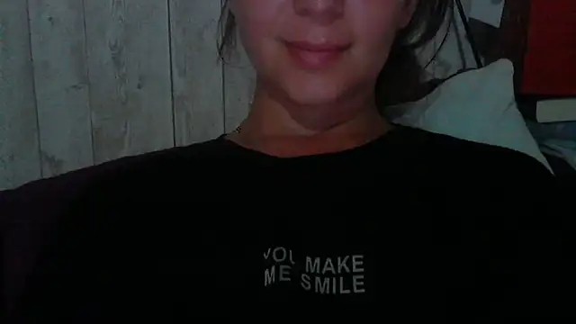 Bella--White online show from 06-14-26, 03:58