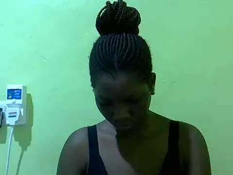 Snapshot of Sweet-Lynn chatting on 06-26-26, 05:12 Sweet-Lynn online show from 06-26-26, 05:12
