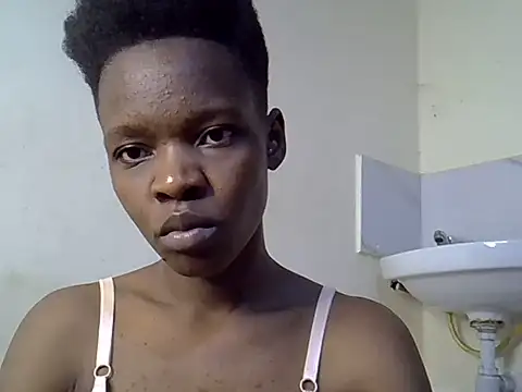 slender queen15 online show from 06-22-26, 03:42