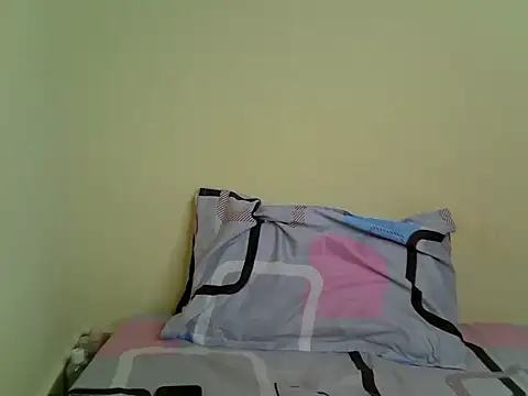 Snapshot of sexxydollyy chatting on 06-16-26, 09:28 sexxydollyy online show from 06-16-26, 09:28