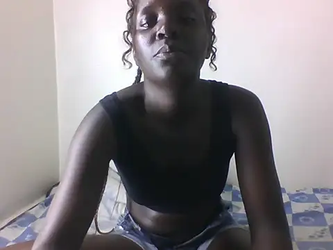 Snapshot of LatishLava chatting on 06-05-26, 02:12 LatishLava online show from 06-05-26, 02:12