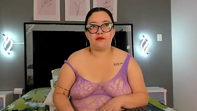 zoe curvyy online show from 07-03-26, 12:11