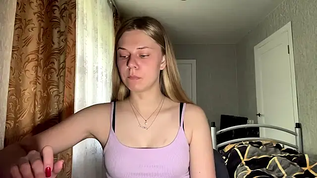 HoneysPiee online show from 06-20-26, 10:07