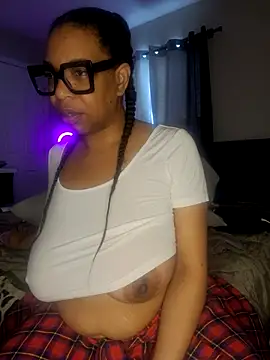 KinkeeKaee online show from 05-21-26, 03:19